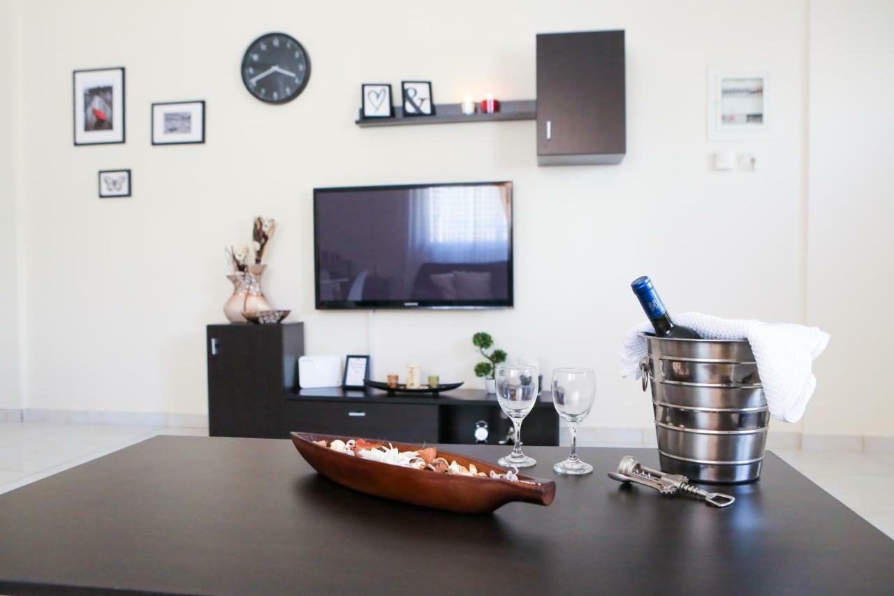 Modern And Quiet Few Minutes From The City Center Thessaloniki Exterior photo